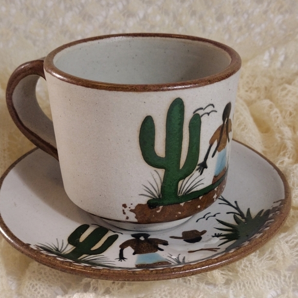 Other - TEACUP and Saucer desert scene